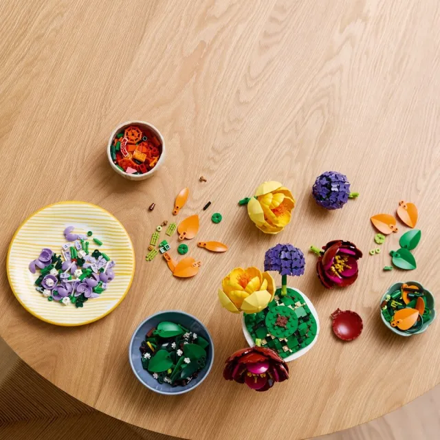 【LEGO 樂高】Botanicals 10345 插花擺飾(花藝 居家擺設 積木 玩具模型)