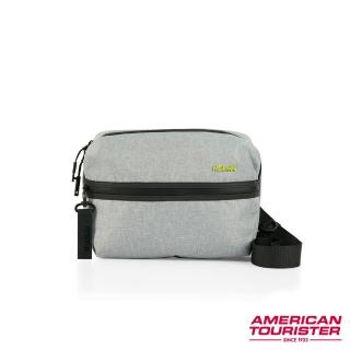 【AMERICAN TOURISTER 美國旅行者】ORBIT 休閒多功能輕量斜肩包/側揹包/斜揹包/單肩包(兩色可選)