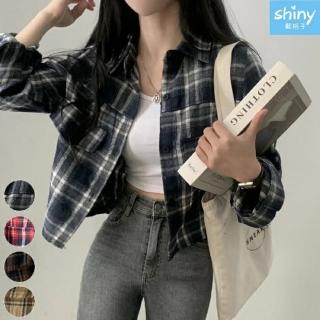 【Shiny 藍格子】復古格紋假口袋短版長袖襯衫 V5058 現+預(女裝 罩衫)