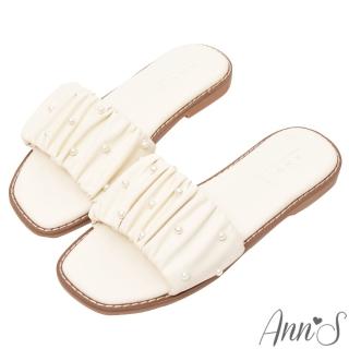 【Ann’S】防潑水爽膚皮-軟綿抓皺星空珍珠方頭涼拖鞋1.5cm 版型偏小(米白)