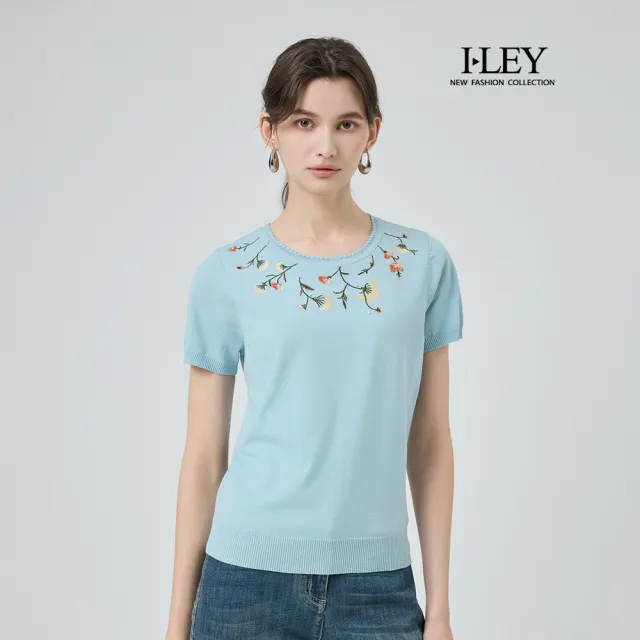 【ILEY 伊蕾】花卉刺繡萊賽爾針織上衣(淺藍；M-XL；1251455004)