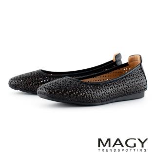 【MAGY】全真皮透氣簍空舒適平底鞋(黑色)
