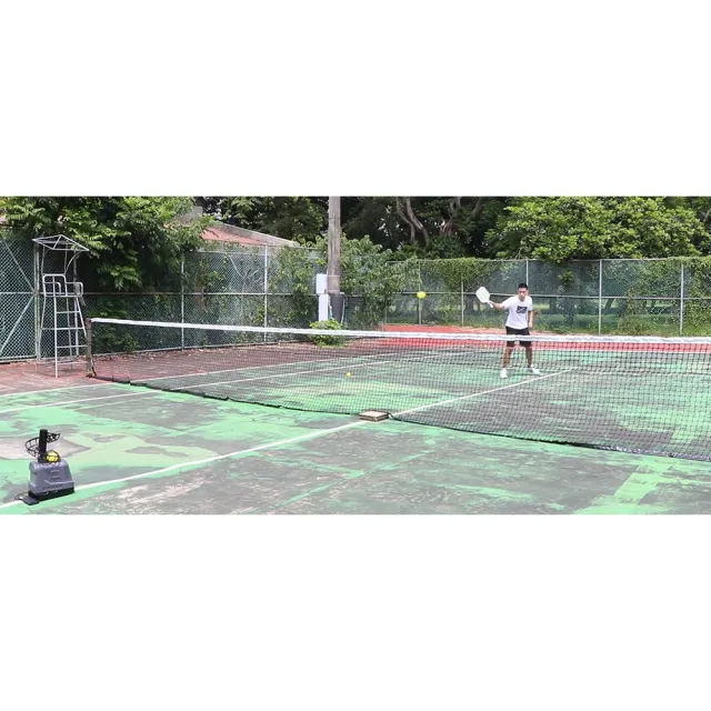 【TOP】匹克球發球機升級款+八顆球+拍子(自動拋球、左右擺動、鍛鍊匹克球擊球能力)