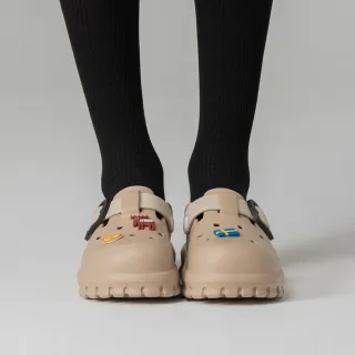 【moz】瑞典 駝鹿 小方糖 方扣 防水 洞洞鞋 拖鞋 涼鞋(奶茶色 男女同款 版型偏小)