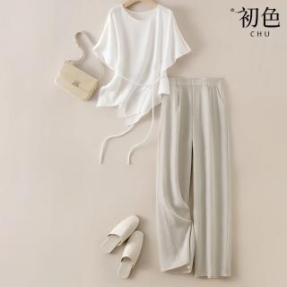 【初色】慵懶時髦不對稱下擺圓領短袖T恤女上衣+純色口袋休閒褲長褲套裝-白衣綠褲-11639(M-2XL可選)