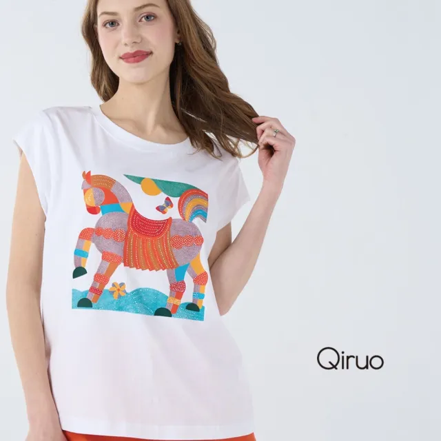 【Qiruo 奇若名品】棉質圓領小包袖 胸前彩繪馬圖白色上衣7117A