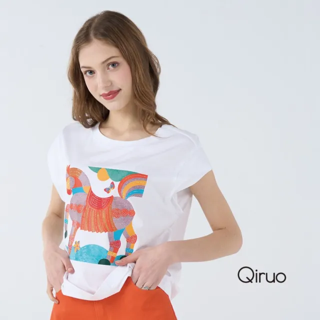 【Qiruo 奇若名品】棉質圓領小包袖 胸前彩繪馬圖白色上衣7117A