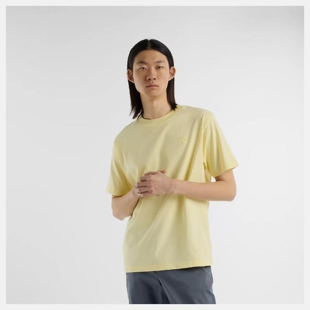 【NEW BALANCE】NB 短袖上衣 男 美規 黃 MT41533PRC