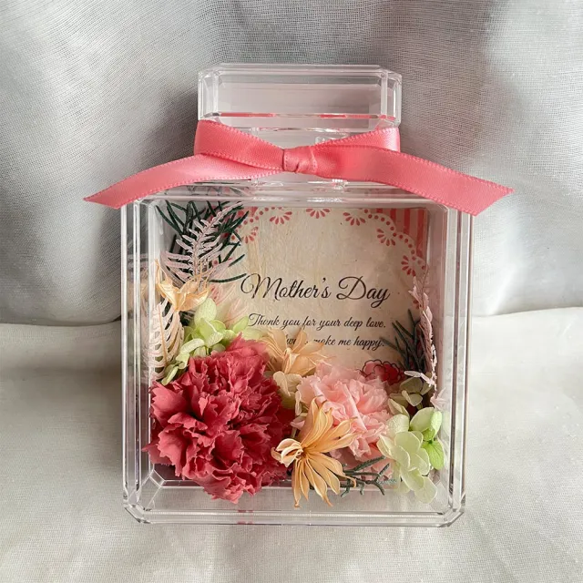 【OSTARA FLORIST 奧斯塔拉花藝】永生康乃馨母親節香水瓶(永生花、康乃馨、母親節、女性長輩、居家布置)