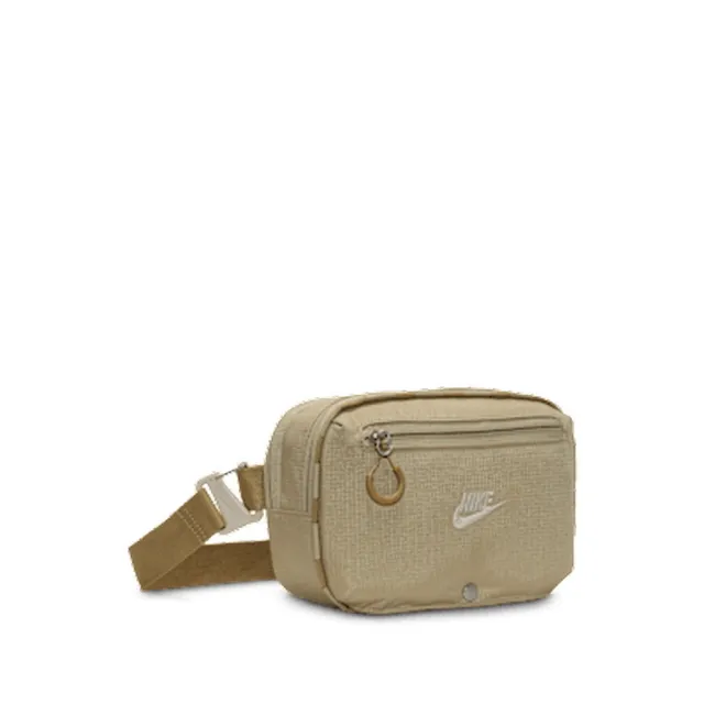 【NIKE 耐吉】側背包 男 女 NIKE HAYWARD PATROL CROSSBODY 斜背包 小包 卡其色(HJ8229253)