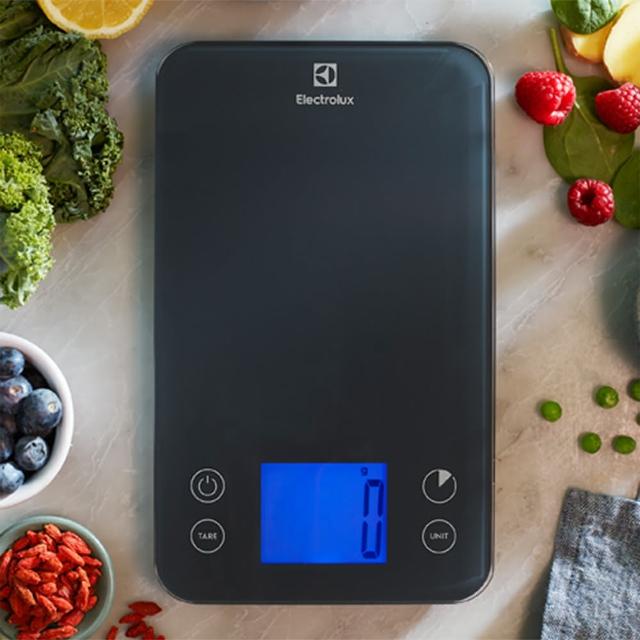 【Electrolux 伊萊克斯】廚房料理電子秤(BKS2)