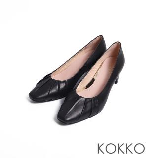 【KOKKO】氣質抓皺柔軟綿羊皮微寬楦粗跟包鞋(黑色)