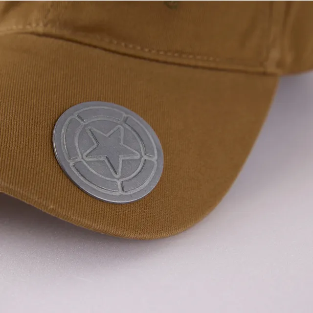 【JEEP】帥氣造型金屬標LOGO棒球帽(土黃色)