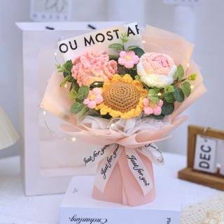 【天使愛美麗】針織花束 玩偶花束 畢業熊花束 小熊花束 向日葵(生日 情人節 母親節 教師節 畢業 婚禮)