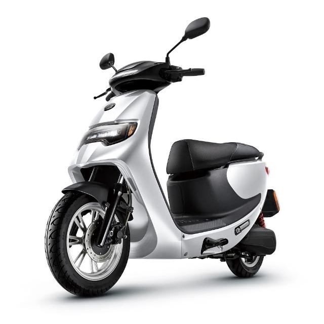 【eMOVING】勁炫125超質款 特仕版(快充型 可在家充電 白牌電動機車)