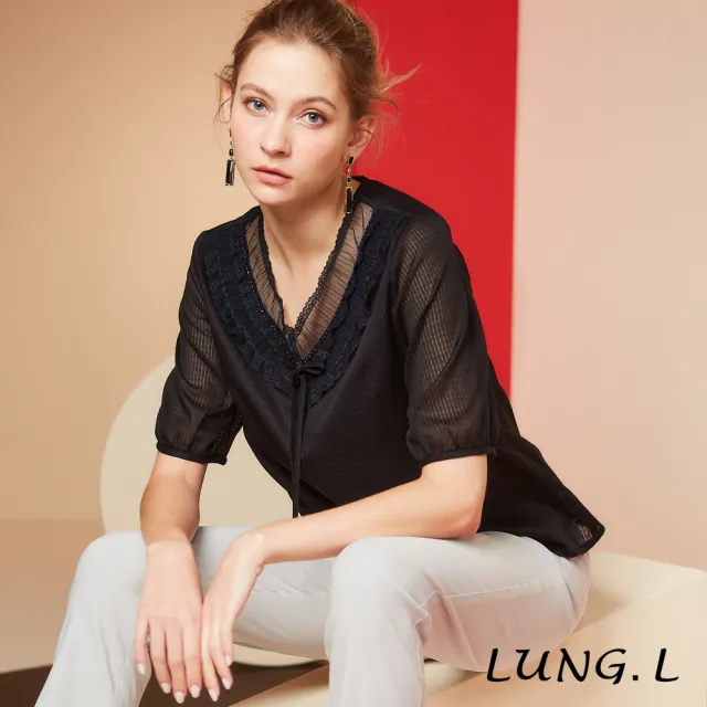 【LUNG.L 林佳樺】LS18A 藍黑色V領蕾絲綁結五分袖棉質女裝上衣(春夏新品)