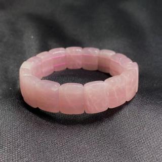 【佰財水晶珠寶】天然老礦馬達加斯加15mm粉晶手排