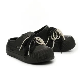【BYHUE】率性優雅珍珠蕾絲蝴蝶結軟芯休閒厚底穆勒拖鞋(黑)