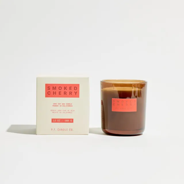 【P.F. CANDLE CO.】美國HI-FI手工香氛蠟燭13oz－煙燻櫻桃(SMOKED CHERRY)