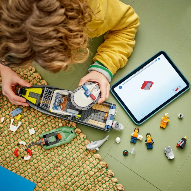 【LEGO 樂高】城市系列 60456 警艇追逐戰(男孩禮物 交通工具玩具 兒童玩具 積木)