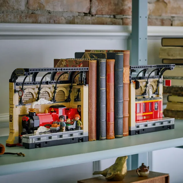 【LEGO 樂高】哈利波特系列 76450 書擋擺飾：霍格華茲特快車(Harry Potter 玩具車 兒童玩具 積木)