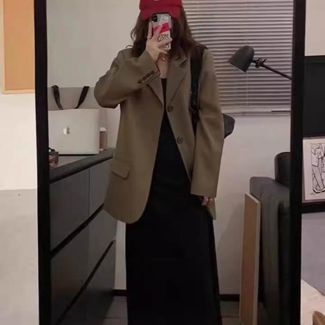 【時尚巴黎】現貨+預購 西裝外套休閒西服(高級感休閒簡約純色女外套3色74ke10)