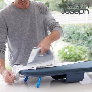 【Joseph Joseph】摩登衣事組(折疊桌上型燙衣板-加厚版深藍+褲裙夾式衣架-2入)