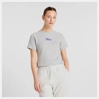【NEW BALANCE】NB 短袖上衣 女 訓練 慢跑 短版 美規 灰 WT51918AG