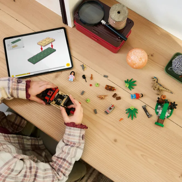 【LEGO 樂高】侏羅紀世界系列 76972 逃離迅猛龍越野大冒險(侏羅紀世界 恐龍 兒童玩具 積木)