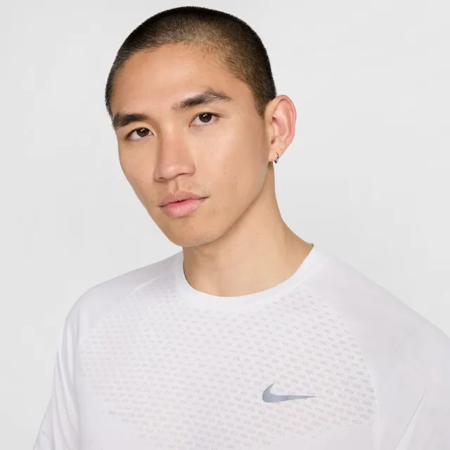 【NIKE 耐吉】短袖上衣 男 運動 慢跑 AS M NK DFADV STRIDE SS TOP 白 HV5204-100