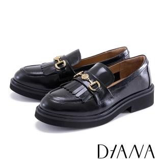 【DIANA】懷舊學院風馬銜釦流蘇中跟樂福鞋(黑色)