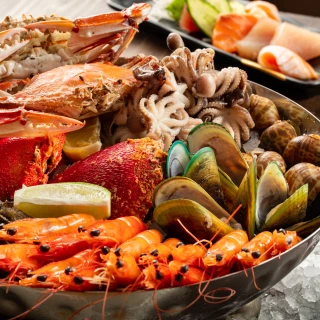 【新板希爾頓酒店YOUBON】全日餐廳悅市集★午/晚餐吃到飽(最新效期！假日+$300)