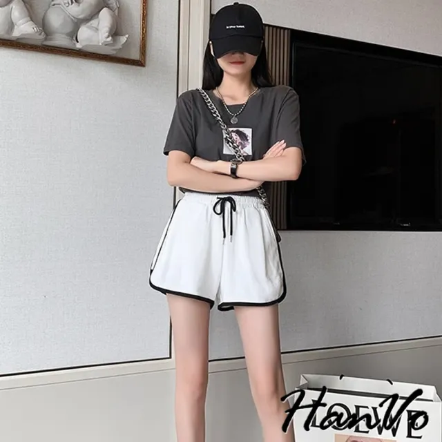 【HanVo】現貨 修飾身型! 運動休閒短褲 棉質寬鬆居家褲(韓系女裝 女生褲裝 A03-2117)
