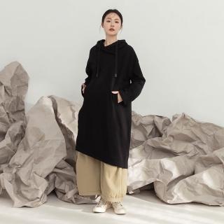 【MOSS CLUB】不規則高衩交叉重疊連帽T恤長袖洋裝(黑 白)
