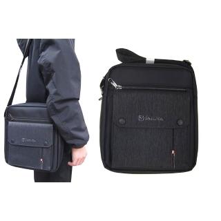 【SNOW.bagshop】肩揹包中容量(8吋平板二主袋+外袋共五層防水尼龍布材質肩背斜側隨身包可刷洗)