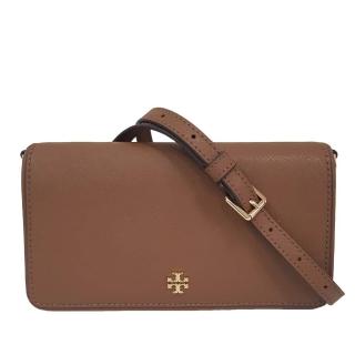 【TORY BURCH】Emerson 經典立體LOGO防刮皮革掀蓋式小斜揹包(質感咖/贈原廠防塵袋紙袋)