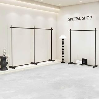 【超微米】衣架展示架 落地鐵藝簡約落地貨架 服裝店掛衣服陳列架子(衣架展示架)