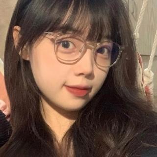 【LEESA】618 純鈦眼鏡\素顏眼鏡\女生眼鏡\無度數眼鏡\鈦架\超輕鏡架\顯臉小\高階感\眼鏡\方圓框眼鏡\鏡框