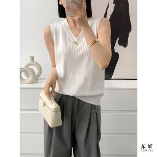 【CHAI YAN 採妍】直壓紋裝飾鈕扣針織V領背心上衣(春夏新款上衣-65-78公斤可穿)