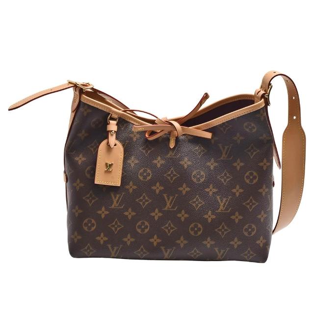 LV LOUIS VUITTON 路易威登 M46203 CarryAll PM 老花帆布肩揹包，全新未使用，咖啡色系設計，外層為帆布與牛皮材質，內層為布面，附原廠防塵套、收納袋與背帶。尺寸為長29cm、寬12cm、高25cm，背帶全長約92cm，適合女性使用，釦式開口，內有3個口袋，無底珠，不適合放A4檔案。來自歐洲，產地包含法國與義大利。