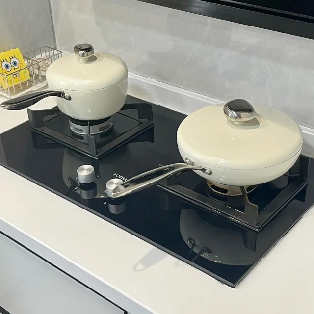 【Velosan 溫侖山】鵝卵石鑄鋁煎鍋26cm 附蓋-白色(適用電磁爐、瓦斯爐、IH爐等多種爐具)