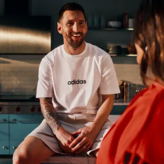 【adidas 愛迪達】ESSENTIALS LINEAR 短袖上衣 T恤 男 JE9000