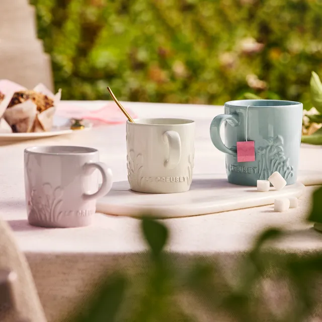 【Le Creuset】春日花園系列瓷器英式馬克杯350ml(洋甘菊/蛋白霜/海洋之花 3色選一)
