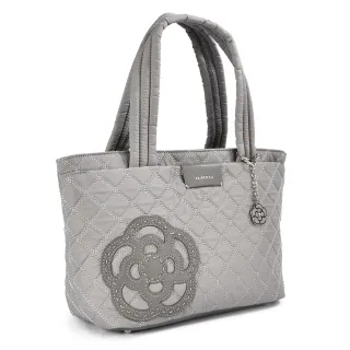 【CLATHAS】山茶花金屬吊飾菱格紋尼龍托特包(小/灰色)