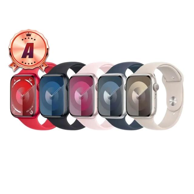Apple Watch Series 9 45mm 搭載先進心率偵測、GPS 定位及防潑水設計,完美相容 iOS 系統並支援單機作業。銀幕尺寸 2 吋以下,輕盈僅 38.7g,待機 1-7 天。顏色選擇豐富,包括午夜鋁午夜錶帶 (S/M/M/L)、星光鋁星光錶帶 (S/M/M/L)、銀鋁風暴藍錶帶 (S/M/M/L) 及粉紅鋁淡粉錶帶 (S/M/M/L)。內容物:鋁金屬錶殼 x1、運動型錶帶 x1、Apple Watch 磁性快速充電器對 USB-C 連線線 x1。提升您的健康追蹤與日常便利! Apple蘋果 Watch S9 45mm