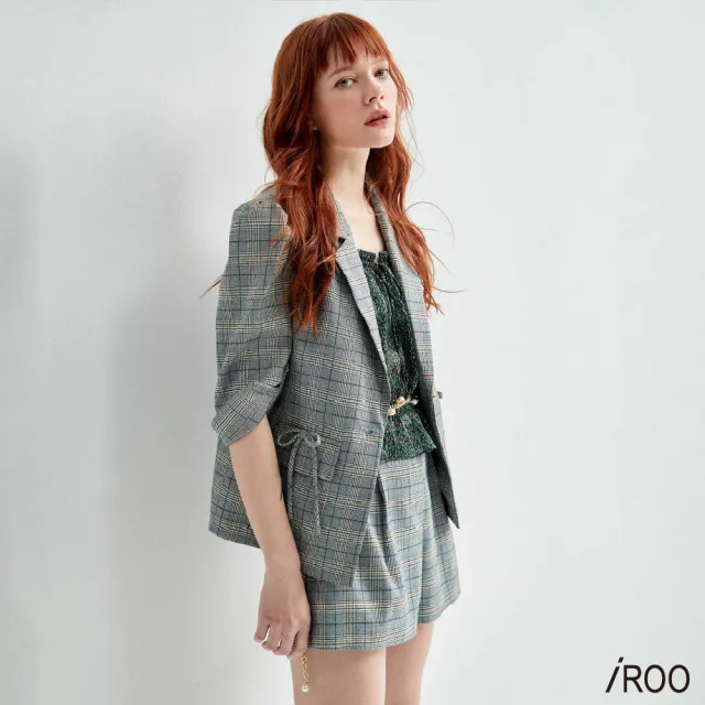 【iROO】寧靜藍格紋短褲