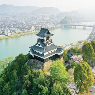 【喜鴻假期】【星宇精省玩名古屋５日】一日自由活動、白川鄉合掌村、牧歌之里、高山老街、犬山城