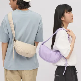 【plain-me】男女包 鋪棉防潑水 寬帶小型半月包 PLN3037-242(防水包 男女側背包 包包 斜背包 小斜包)