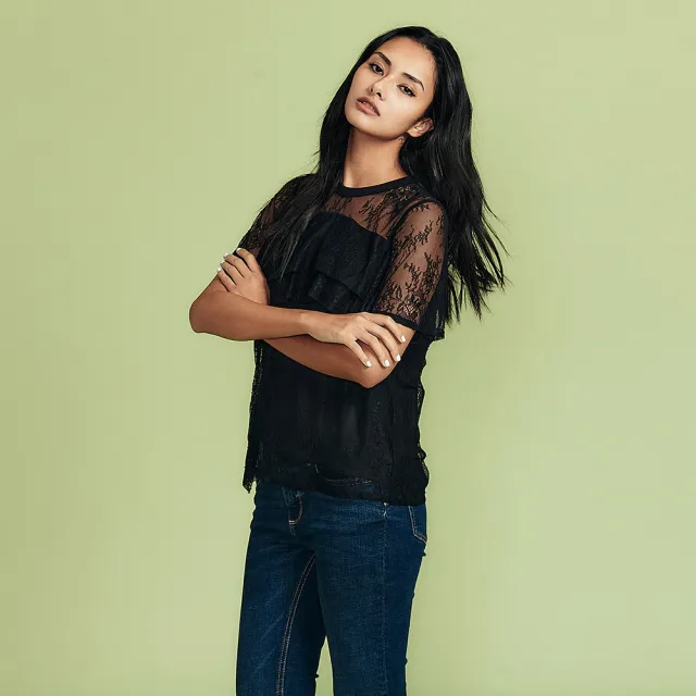 【ICHE 衣哲】Cop.Copine 法國原裝進口層次微透視感蕾絲拼接短袖上衣