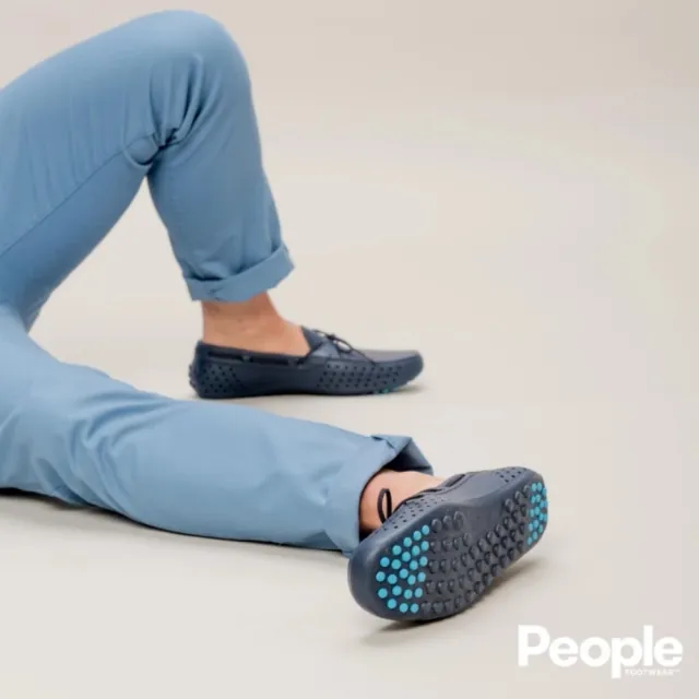 【People Footwear】加拿大休閒鞋 防水鞋 涼鞋 平底鞋 拖鞋(SENNA 辛那 遠洋藍/ 遠洋藍色)